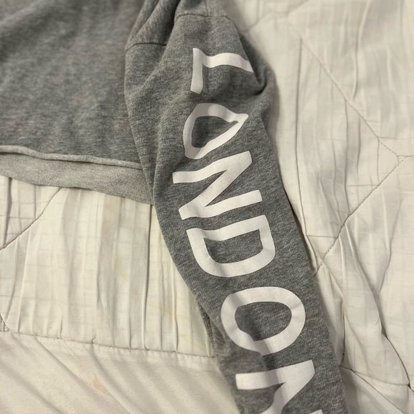 Crop long sleeve top from forever 21 - Picture 2 of 2